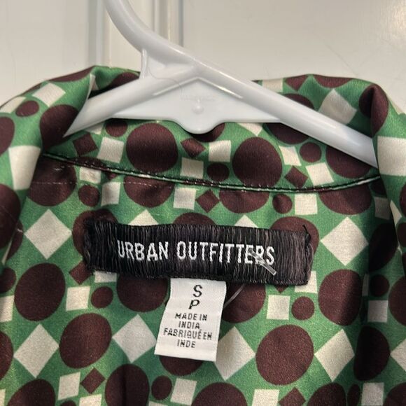 Urban Outfitters Supernova Souvenir Button-down Shirt small oversized - Picture 3 of 9